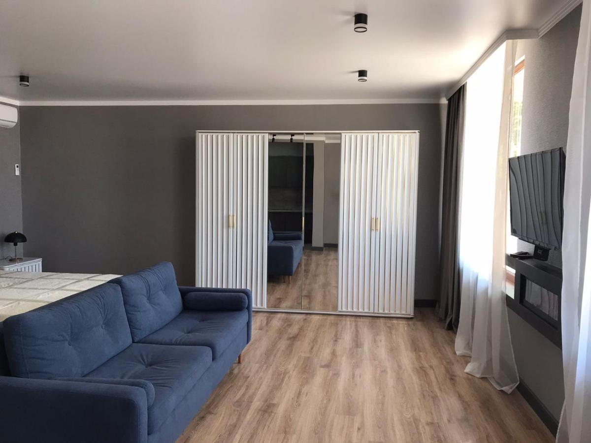 Гостевой Дом София 400 М До Моря Gagry Zewnętrze zdjęcie