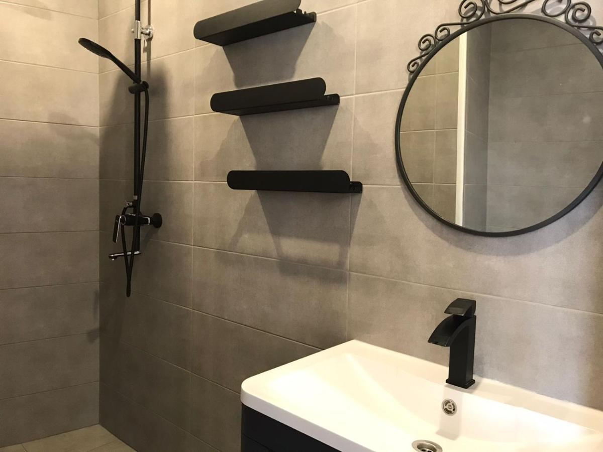 Гостевой Дом София 400 М До Моря Gagry Zewnętrze zdjęcie