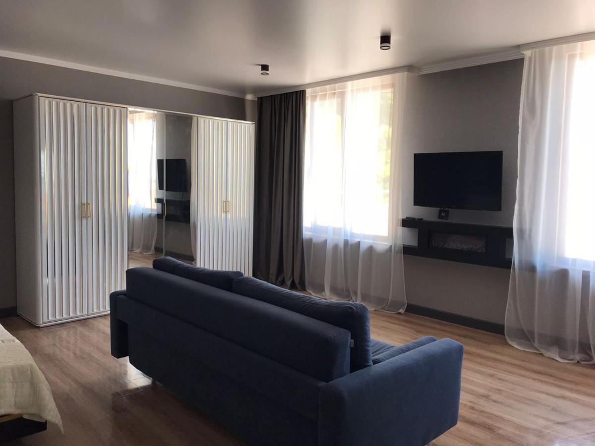 Гостевой Дом София 400 М До Моря Gagry Zewnętrze zdjęcie